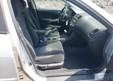 2005 Honda Accord 2.4 Dx from USA, damaged, VIN 1HGCM56135A168166